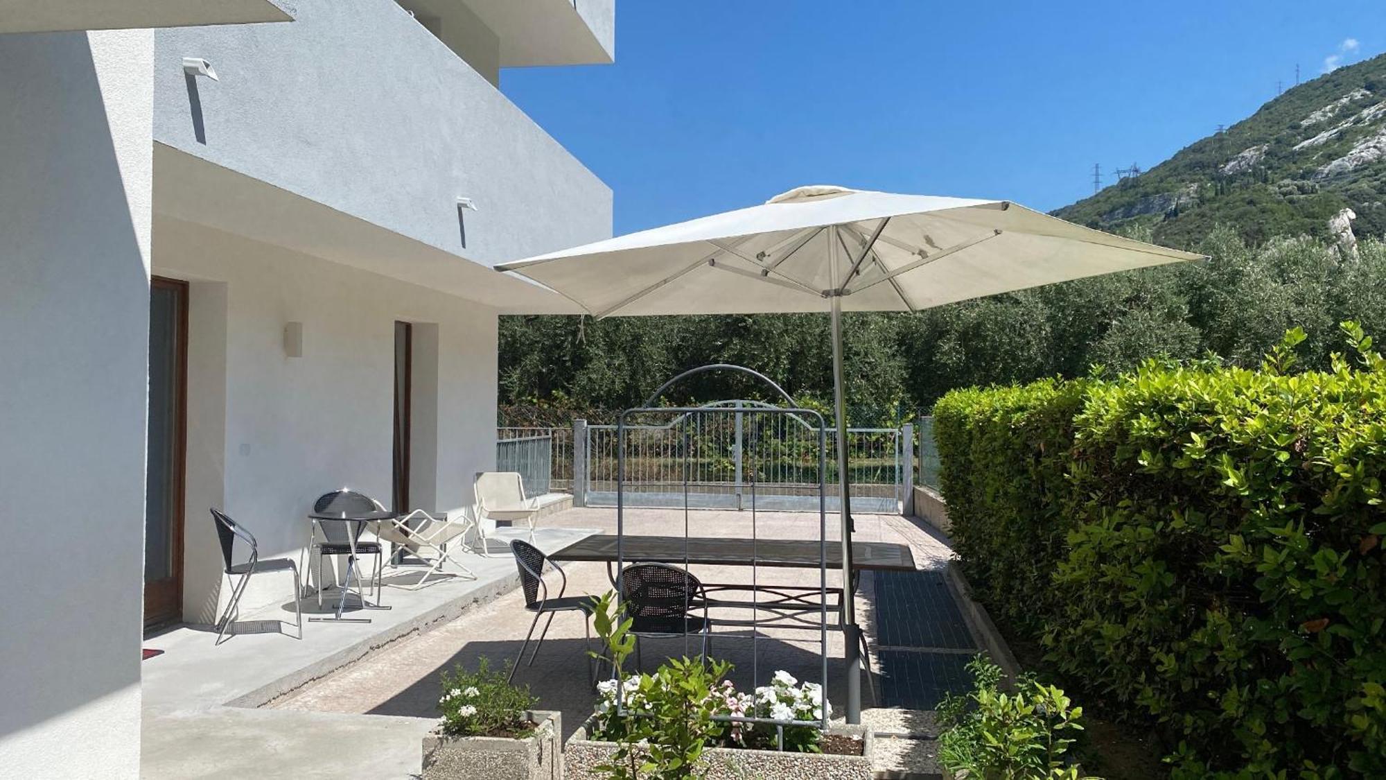 Appartamenti Nataly Torbole Sul Garda Luaran gambar