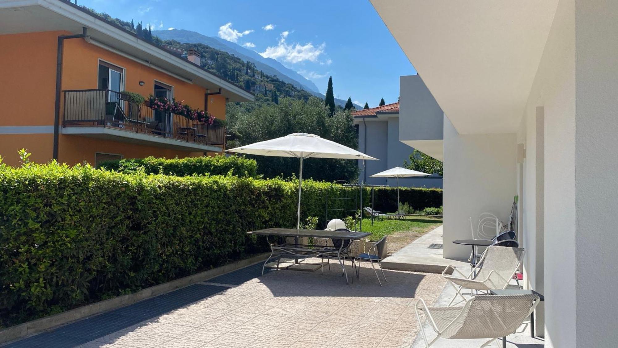 Appartamenti Nataly Torbole Sul Garda Luaran gambar
