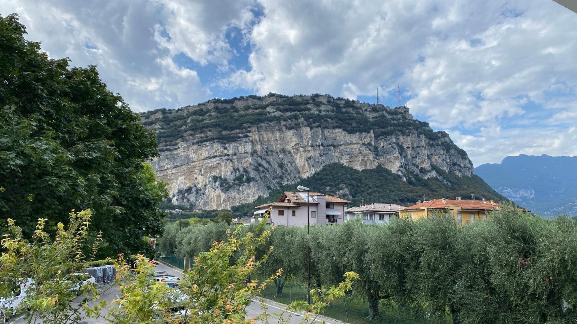 Appartamenti Nataly Torbole Sul Garda Luaran gambar