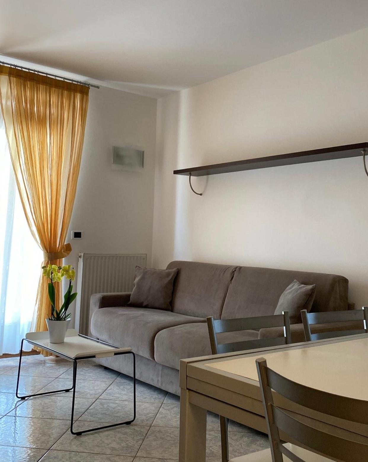 Appartamenti Nataly Torbole Sul Garda Luaran gambar