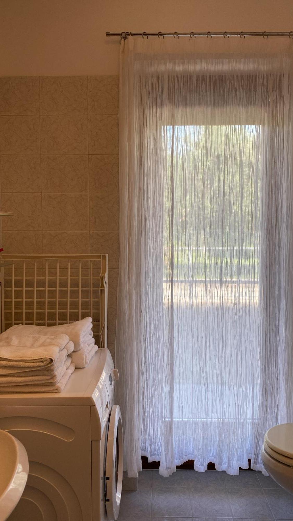 Appartamenti Nataly Torbole Sul Garda Luaran gambar
